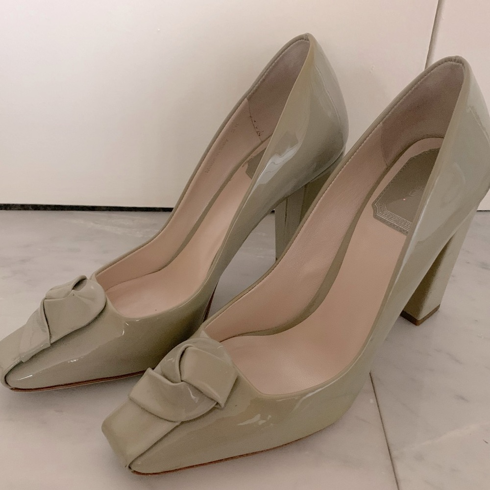 Dior grey patent leather heels